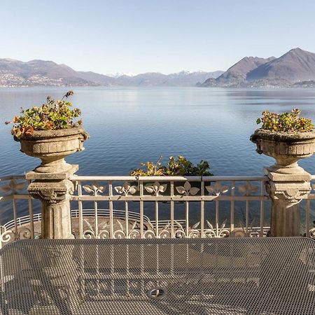 Villa Niobe - Exclusive Lakefront Apartment With Private Beach Stresa Exterior photo