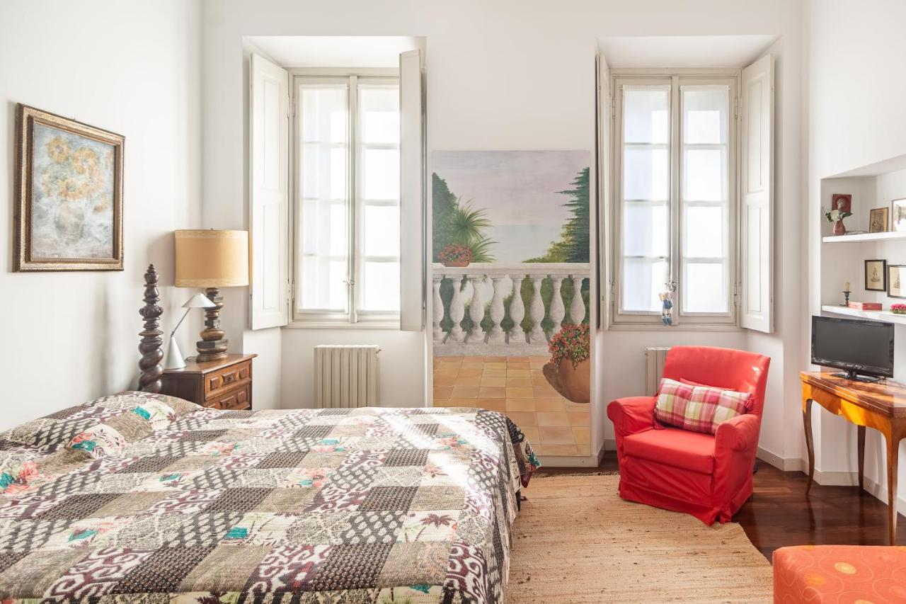 Villa Niobe - Exclusive Lakefront Apartment With Private Beach Stresa Exterior photo