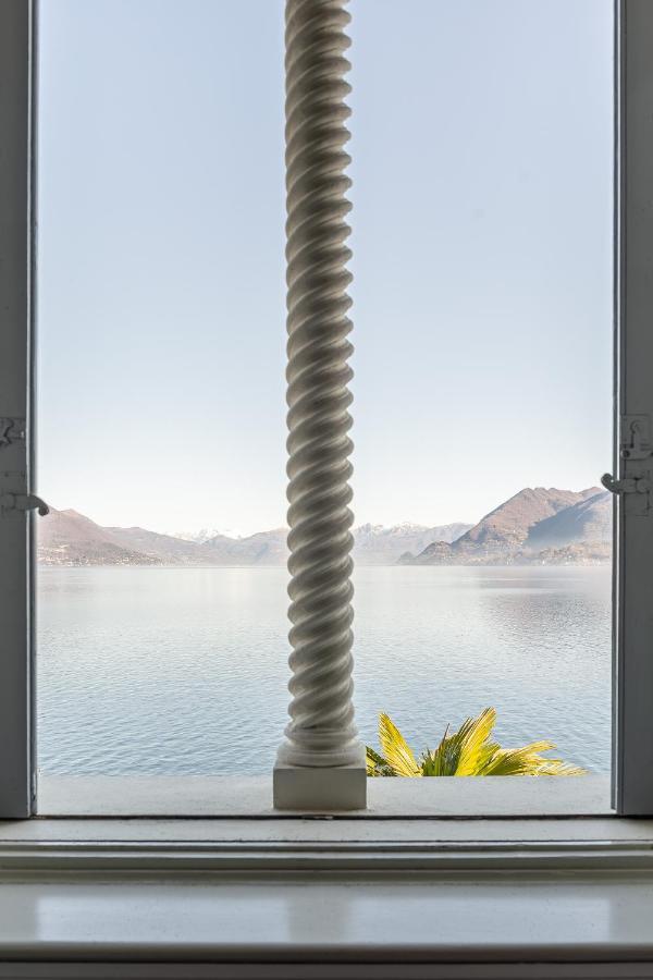 Villa Niobe - Exclusive Lakefront Apartment With Private Beach Stresa Exterior photo
